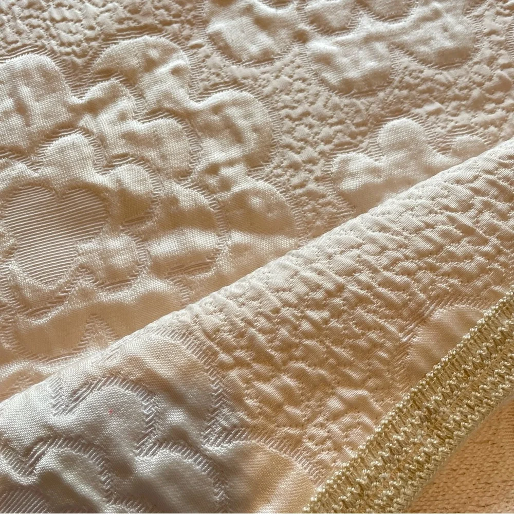 Vintage Cottagecore cream, color, quilted bedspread Approximately 92” X 94”